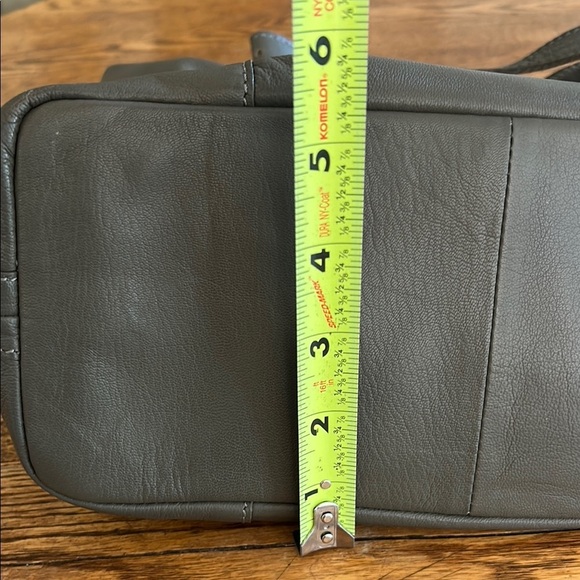 Lucky Brand Gray Crossbody/ Shoulder Bag Soft Slouchy Leather - Picture 16 of 16